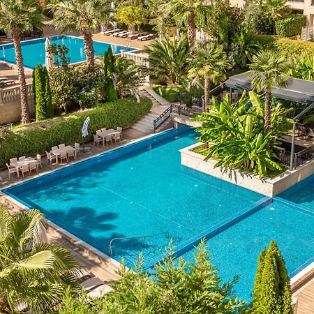 Apartment Luxurious - Pool View In Argisht Partez Warna
