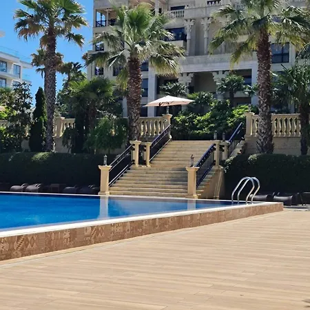 Apartment Luxurious - Pool View In Argisht Partez