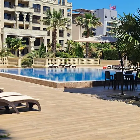 Apartment Luxurious - Pool View In Argisht Partez Warna