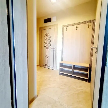 Apartment Luxurious - Pool View In Argisht Partez Warna